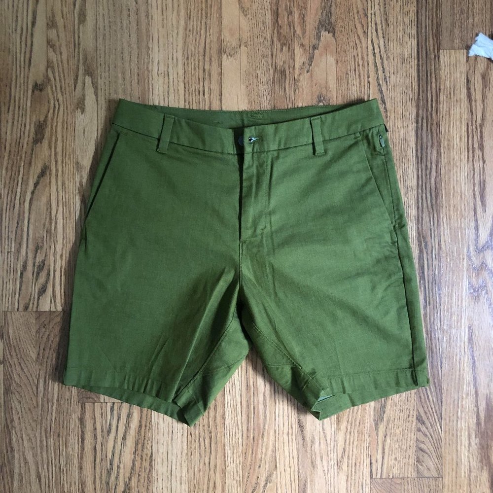 Lululemon Commission Shorts 31